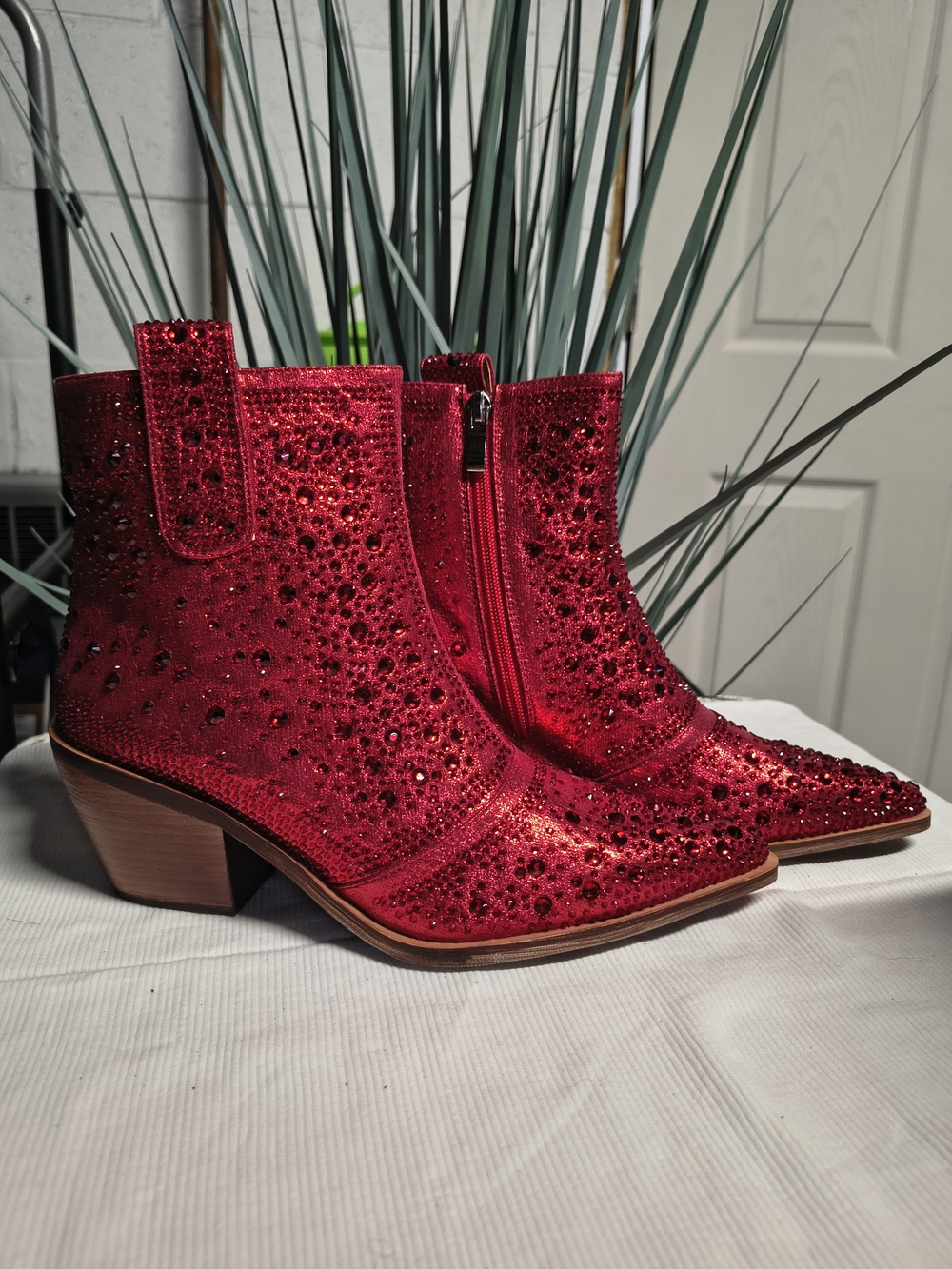 Red Embellished Western Ankle Boots - Women's Fashion Boots - Picture 4 of 6